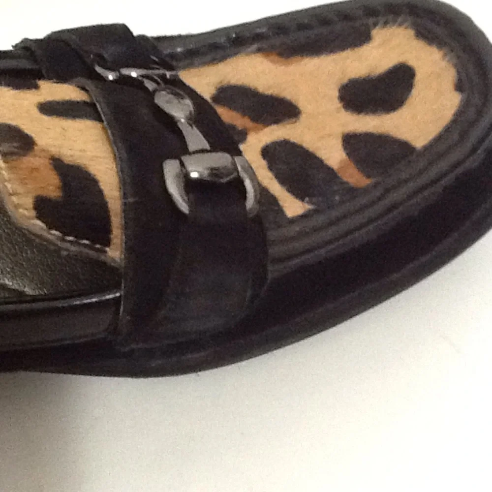 Anne Klein Black Leopard Cheetah Print Calf Hair Buckle Loafer Shoe Flat‎ Sz 7.5